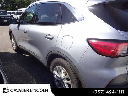 Used 2022 Ford Escape SE w/ Convenience Package FWD image 7