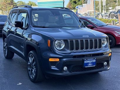 Used 2022 Jeep Renegade Limited w/ Sun, Sound & Wheels Group