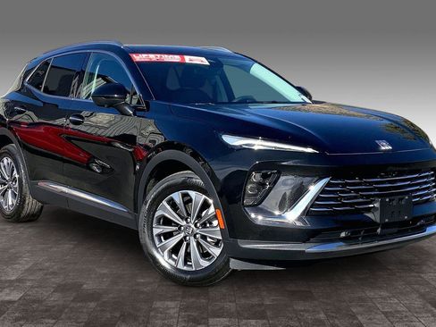 Used 2025 Buick Envision Preferred image 3