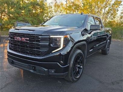 Used 2022 GMC Sierra 1500 Elevation w/ Preferred Package