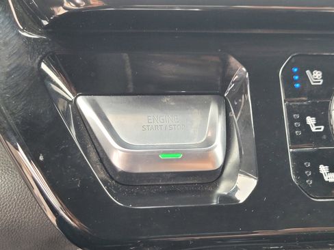 Used 2022 GMC Sierra 1500 AT4X image 22