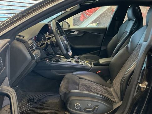 Used 2019 Audi S5 Premium Plus w/ Premium Plus image 2