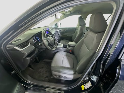 Used 2024 Toyota RAV4 AWD Hybrid image 13