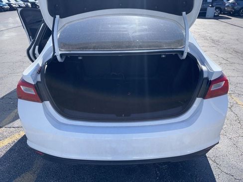Used 2016 Chevrolet Malibu LS FWD image 11