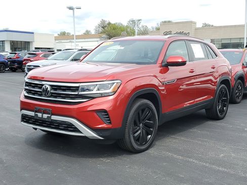 Used 2022 Volkswagen Atlas Cross Sport SE image 30