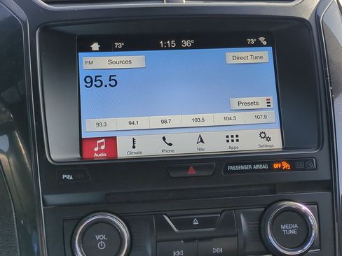 Used 2018 Ford Explorer XLT w/ Equipment Group 202A image 25