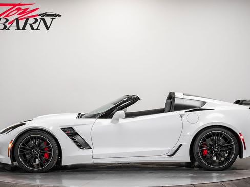 Used 2016 Chevrolet Corvette Z06 image 2