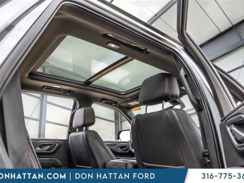 Used 2022 Chevrolet Tahoe RST w/ Luxury Package AWD/4WD image 23
