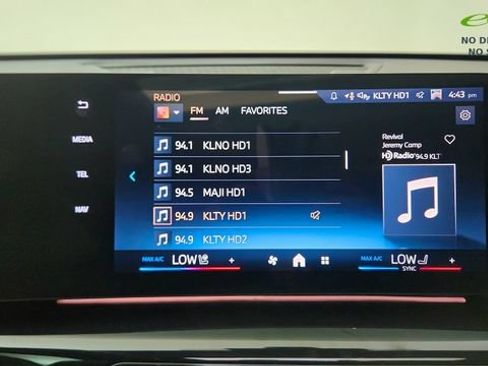 Used 2024 BMW X1 xDrive28i AWD/4WD image 50