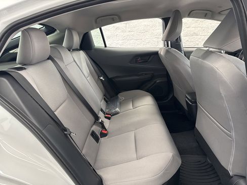 Certified 2026 Toyota Prius LE image 37