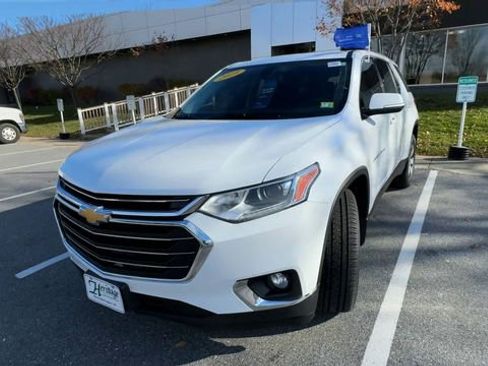 Used 2019 Chevrolet Traverse LT w/ LT Premium Package image 7