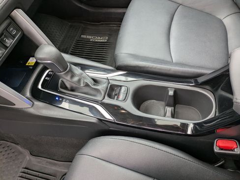 Certified 2023 Toyota Corolla Cross XLE image 13