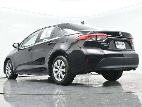 Used 2023 Toyota Corolla LE FWD image 46