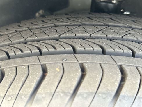 Used 2024 Chevrolet TrailBlazer LT image 12