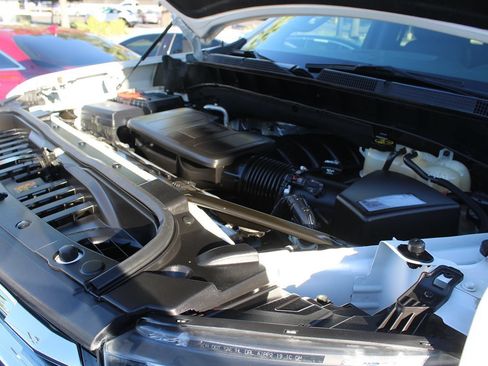 Used 2019 Chevrolet Silverado 1500 LTZ w/ LTZ Plus Package AWD/4WD image 37