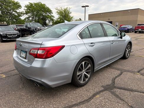 Used 2019 Subaru Legacy 3.6R Limited AWD/4WD image 5