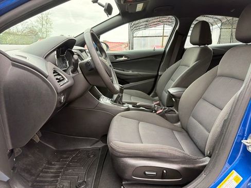 Used 2016 Chevrolet Cruze LT w/ Convenience Package FWD image 11