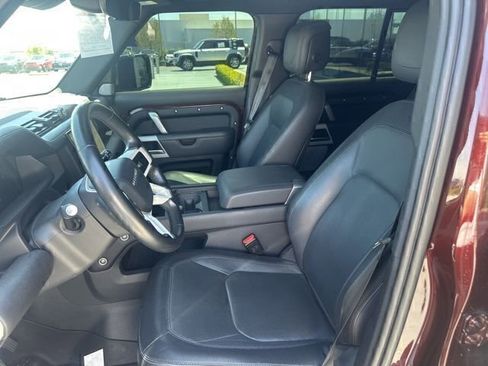 Used 2023 Land Rover Defender 130 X-Dynamic SE AWD/4WD image 9
