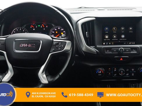 Used 2019 GMC Terrain SLE w/ Driver Convenience Package FWD image 5