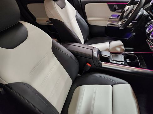 Used 2023 Mercedes-Benz GLA 250 image 31