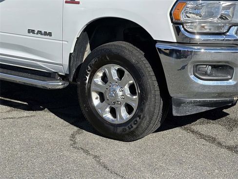 Used 2023 RAM 2500 Big Horn w/ Level 1 Equipment Group image 9