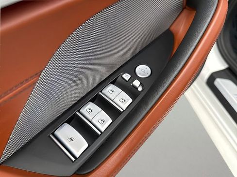 Certified 2025 BMW M850i xDrive Convertible AWD/4WD image 11