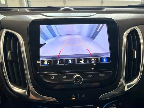 Used 2024 Chevrolet Equinox Premier AWD/4WD image 21