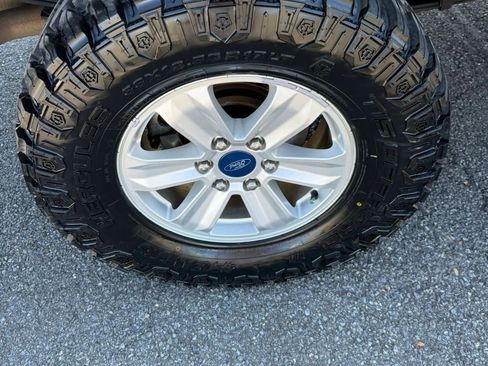 Used 2019 Ford F150 XLT image 11