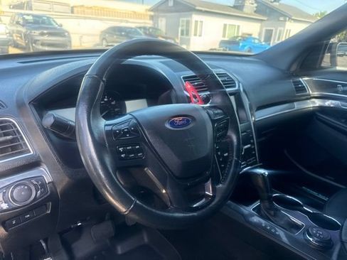 Used 2019 Ford Explorer Sport w/ Equipment Group 401A AWD/4WD image 9