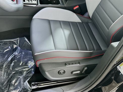 New 2025 Volkswagen GTI Autobahn image 20