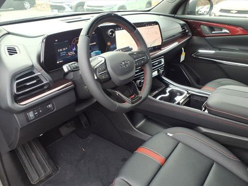 New 2026 Chevrolet Traverse RS image 13