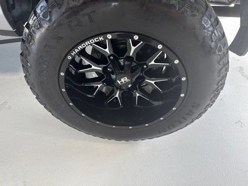Used 2020 RAM 1500 Big Horn AWD/4WD image 11