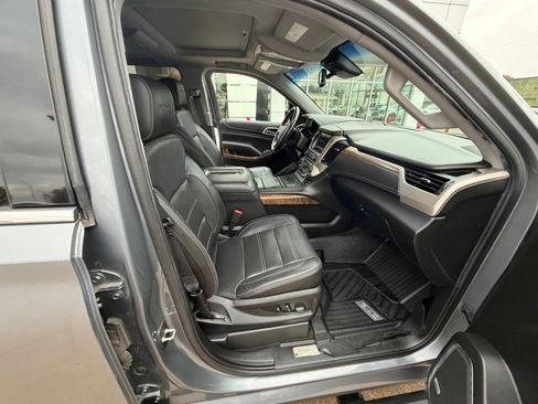 Used 2019 GMC Yukon XL Denali w/ Open Road Package image 30