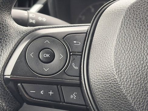 Used 2023 Toyota Corolla LE image 20