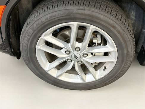 Used 2025 Dodge Durango GT image 11