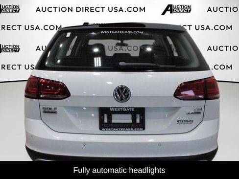 Used 2017 Volkswagen Golf Alltrack SE image 6