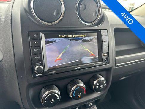 Used 2017 Jeep Patriot High Altitude AWD/4WD image 15