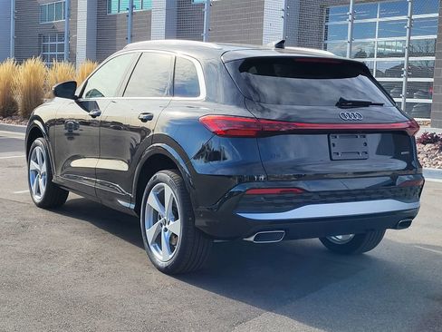 New 2025 Audi Q5 Premium Plus image 3