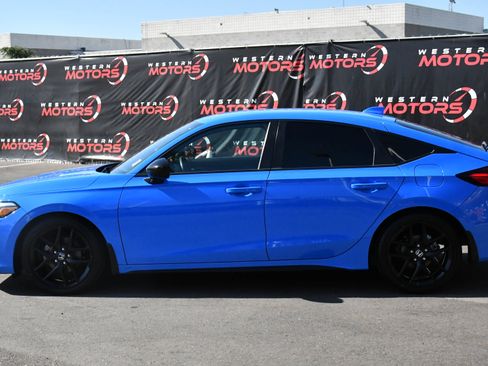 Used 2022 Honda Civic Sport image 4