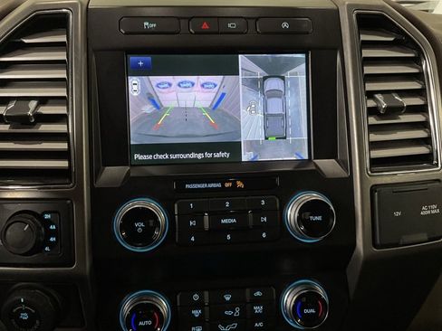 Used 2020 Ford F150 Limited w/ Trailer Tow Package image 18