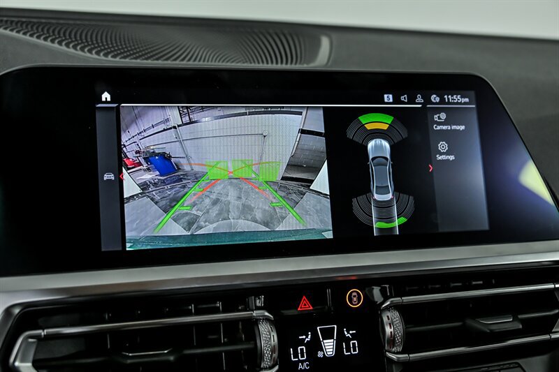 Used 2021 BMW M3 Competition w/ Executive Package RWD image 27