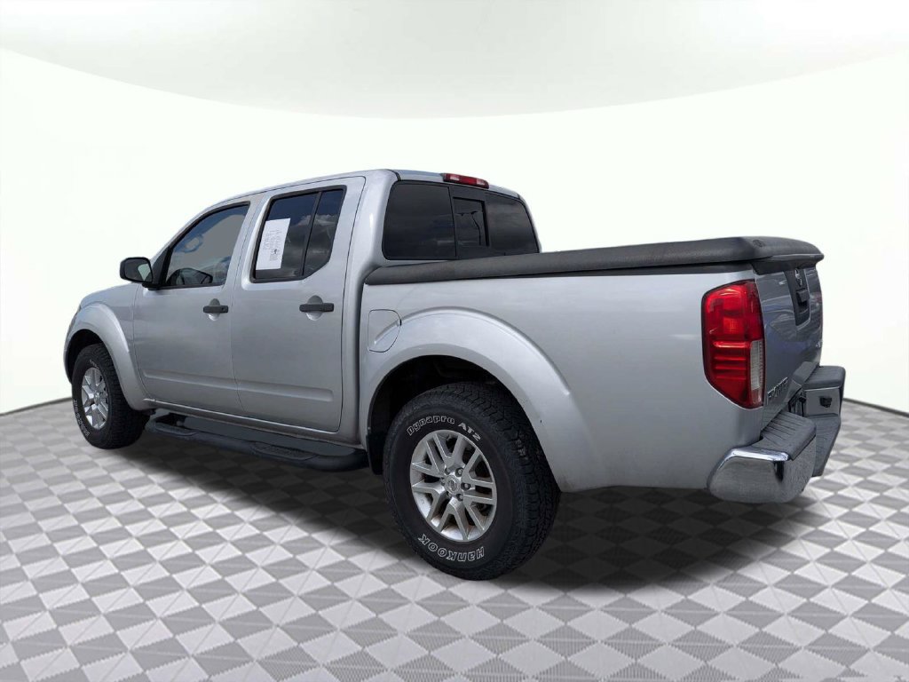 Used 2016 Nissan Frontier SV AWD/4WD image 5