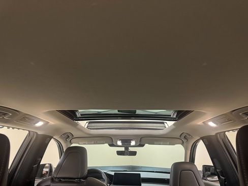 Used 2024 INFINITI QX60 Pure image 19