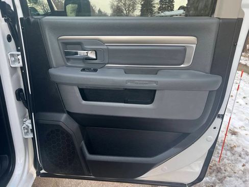 Used 2016 RAM 1500 Big Horn image 17