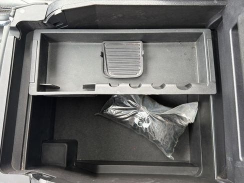 Used 2019 Ford Expedition Platinum AWD/4WD image 27