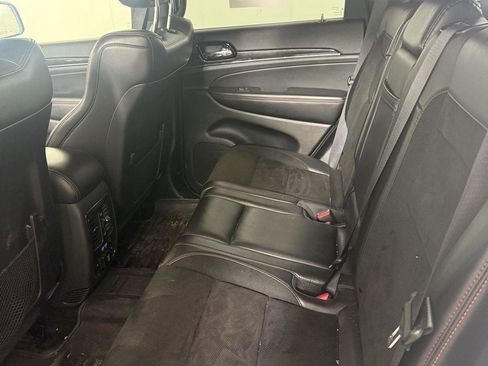 Used 2019 Jeep Grand Cherokee Trailhawk AWD/4WD image 8