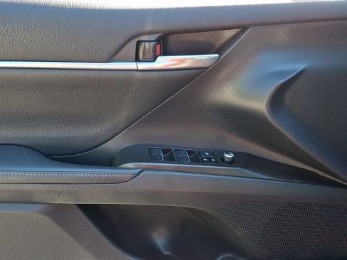 Used 2023 Toyota Camry XSE w/ Navigation Package FWD image 13