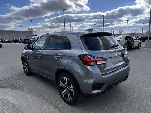 Used 2025 Mitsubishi Outlander Sport SE AWD/4WD image 3