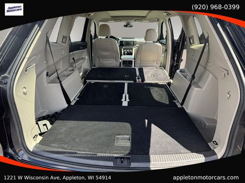 Used 2019 Volkswagen Atlas SEL R-Line AWD/4WD image 33