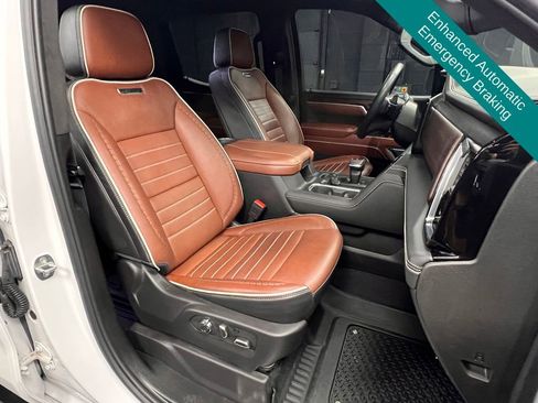 Used 2024 GMC Sierra 1500 Denali Ultimate image 7